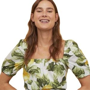 H&M Green and Yellow Leaf and Lemon Print Crop Top